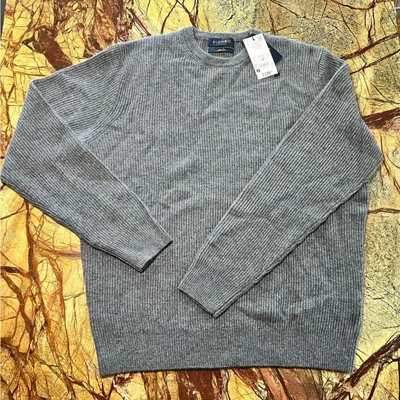 Piombo Men's Classic Gray Cashmere Crewneck Sweater